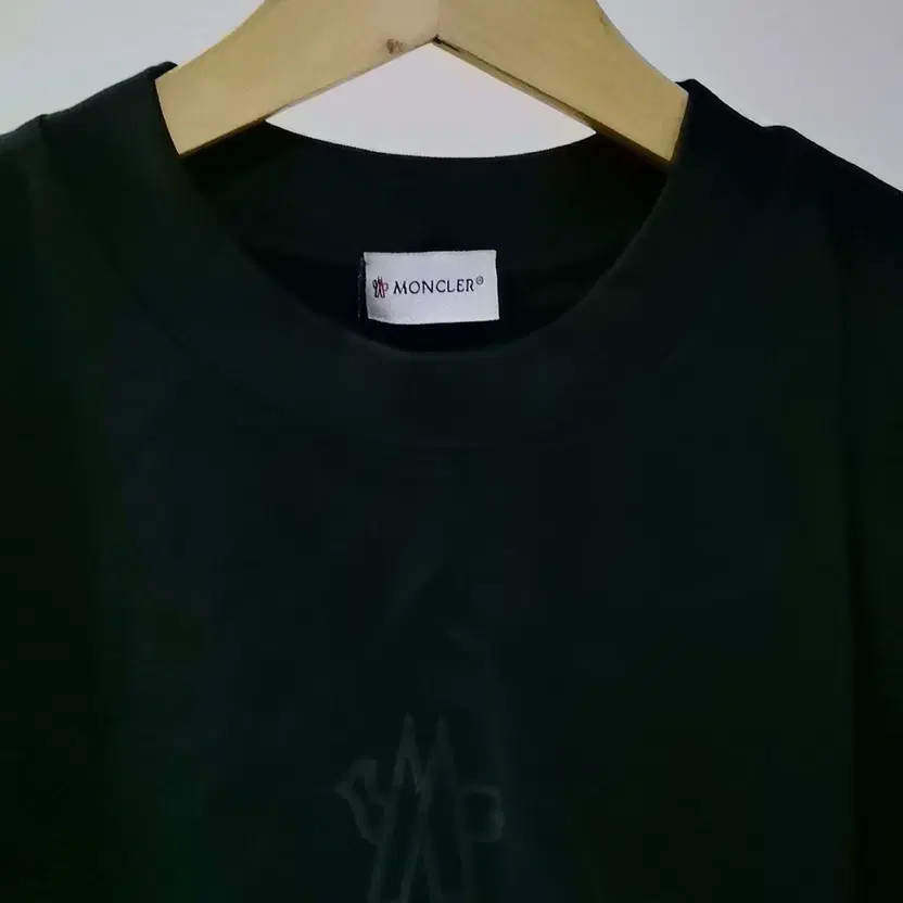 Moncler Women's S Short Sleeve Big Logo T-Shirt, S Size thumbnail 7