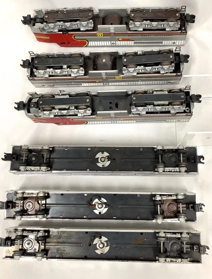 AMERICAN FLYER S 470,471,473 1958  DIESEL SET with #960, 961, 962 Passenger Cars - Image 4 of 4