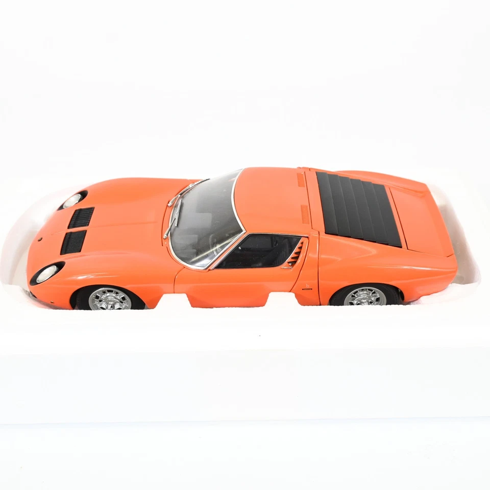 AUTOart 1/18 Lamborghini Miura Orange Diecast Model Car - Image 3 of 4