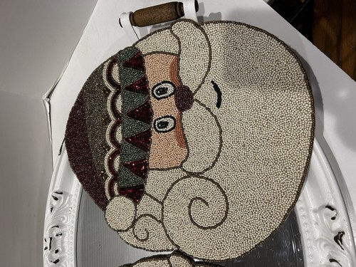 Set Of 2 Santa Hand Beaded Place Mats Christmas Holiday Hostess Gift - Picture 4 of 14