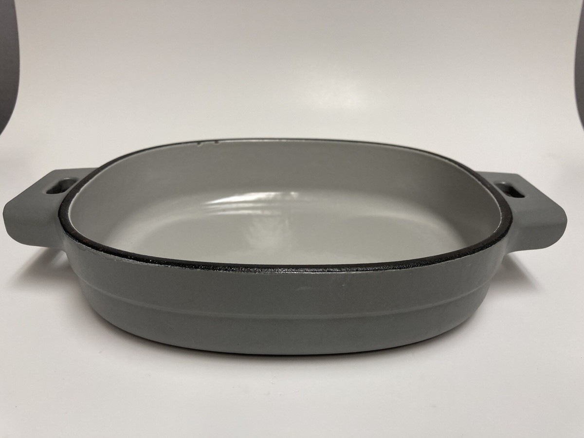 Pampered Chef 1- Qt Enameled Cast Iron Baker Gray