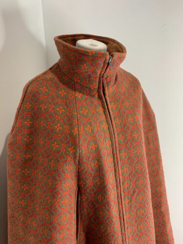 Welsh Wool tapestry cape Size M VGC 100% wool woven poncho coat jacket Rhydybont - Picture 3 of 16