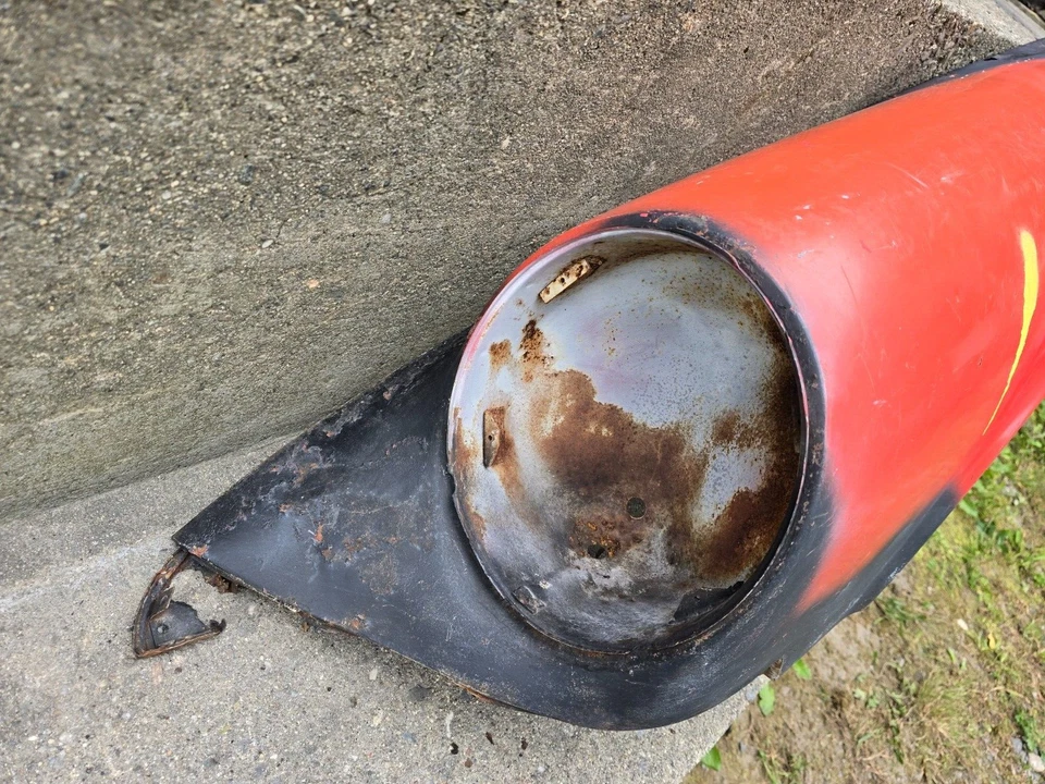 USED ORIGINAL GENUINE PORSCHE 911 912 LWB LEFT FRONT FENDER 1969-73 RUSTY - Image 4 of 4