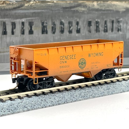 Tolva de carbón lateral desplazada Micro-Trains escala N Genesee Wyoming 590002 resistente a la intemperie | Zustand: Used