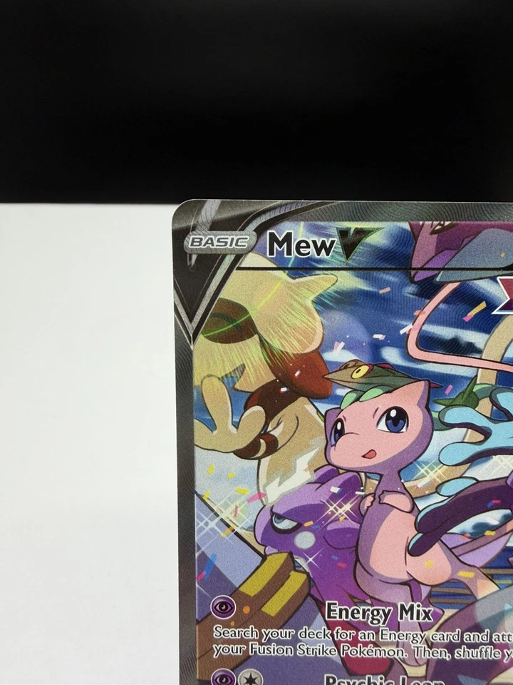 Mew V (Alternate Full Art) 251/264 Swsh08: Fusion Strike Holo - Image 2 of 4