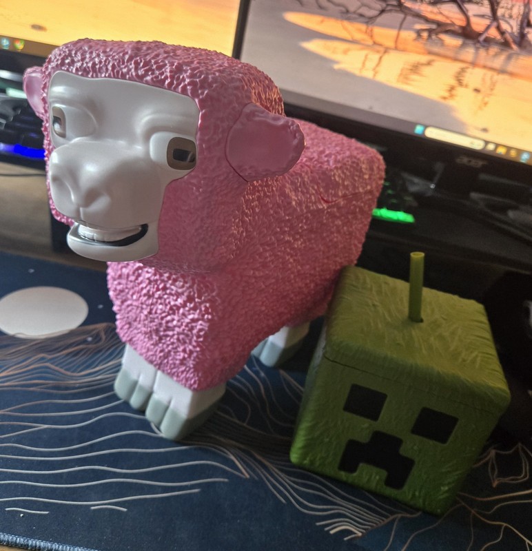 Minecraft Pink Sheep Popcorn Bucket & Creeper Cup Regal Exclusive