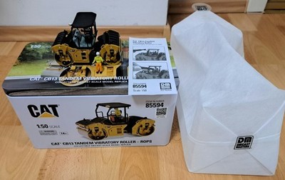 Diecast Masters Caterpillar CS11 GC Tandem-Vibrationswalze 1:50