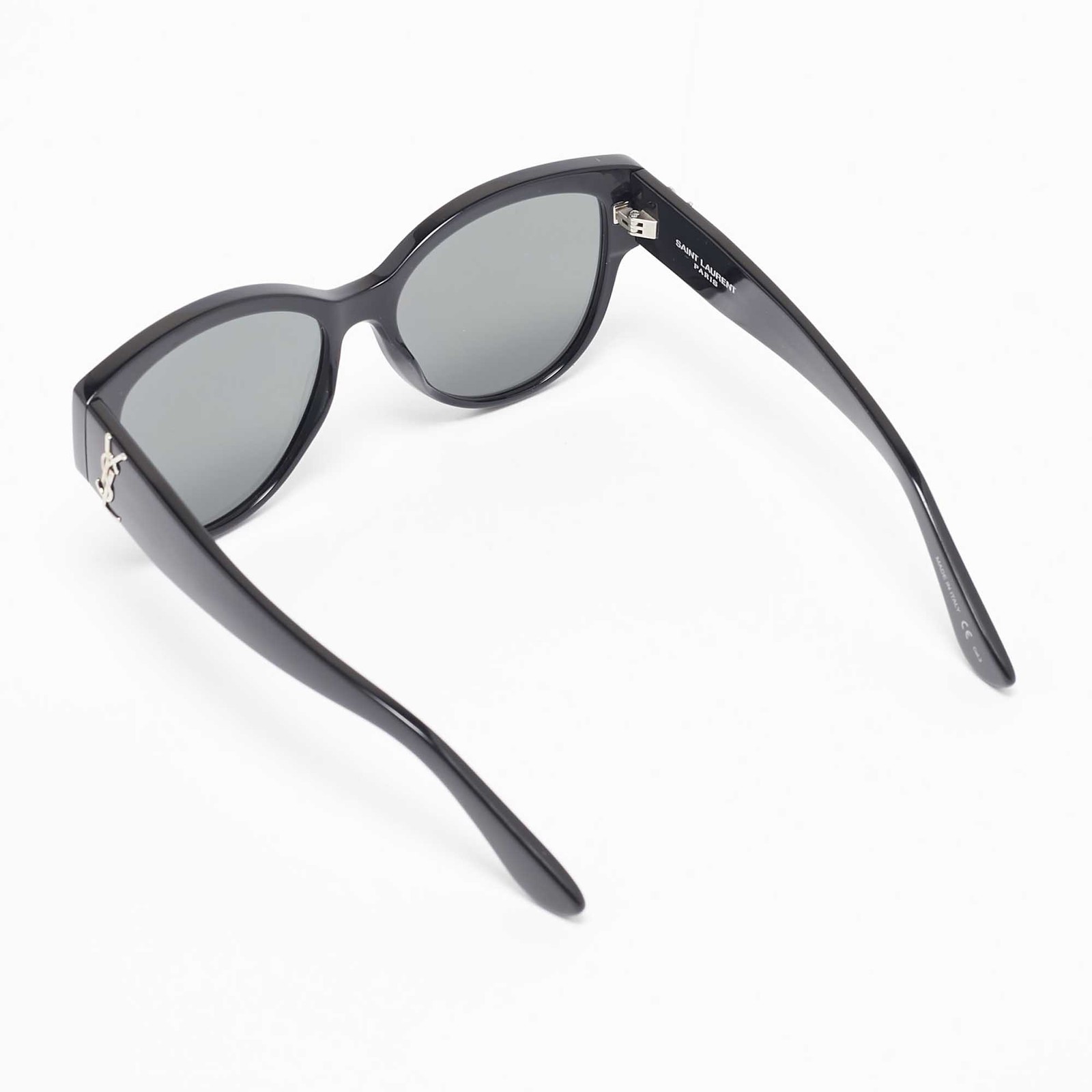 Occhiali da sole Saint Laurent nero grigio specchiato SLM3 occhio di gatto