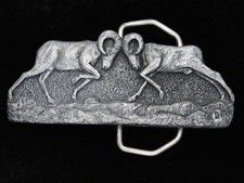 QH03132 VINTAGE 1981 CUT-OUT BIG HORN SHEEP FIGHTING ART PEWTER BELT BUCKLE