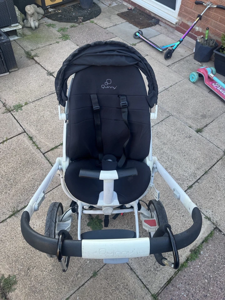 Quinny Moodd Pushchair white (Used) - Image 4 of 4