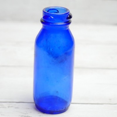 Vintage Bromo-Seltzer Emerson Drug Co. Medicine Blue Glass Bottle