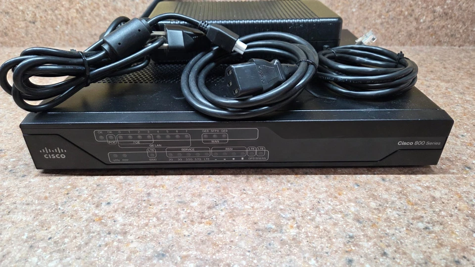 Cisco C899G-LTE Wireless Integrated Services Router - Image 2 of 3