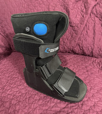 United Ortho Short Air Cam Walker Fracture Bo...