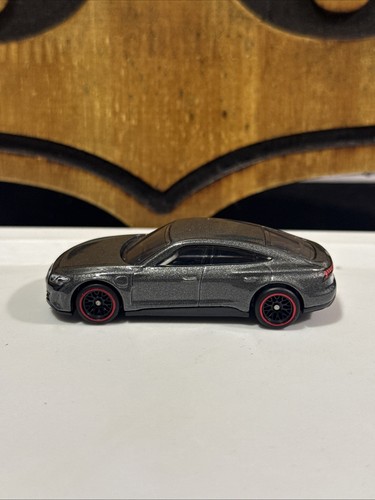 2024 HOT WHEELS '67 CAMARO 84/250 HW ART CARS 3/10 New In