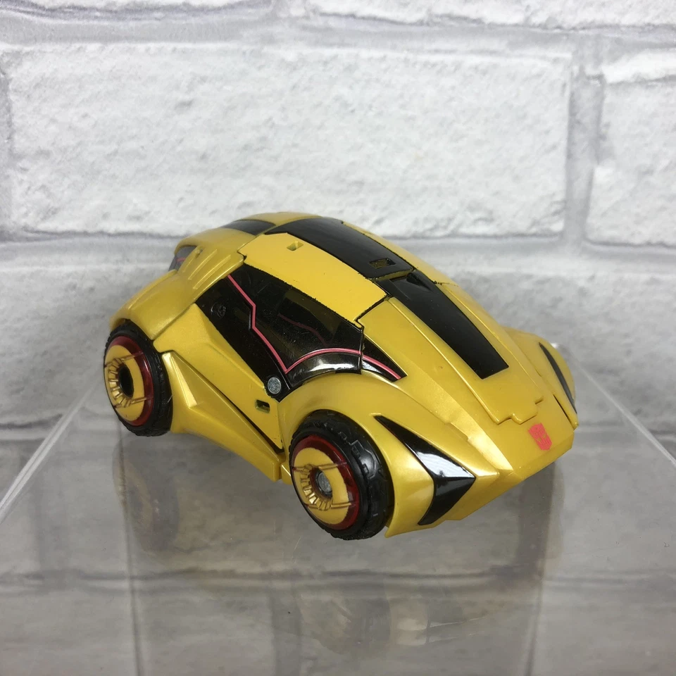 Transformers Generations Cybertronian Bumblebee Autobot HASBRO 2009 - Image 2 of 4