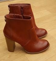 Marks & Spencer Limited Edition Brown Faux Leather 4 Heel Boots Uk8 Eu42 Marks & Spencer Limited Edition Brown Faux Leather 4 Heel Boots Uk8 Eu42
