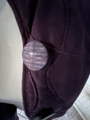 Alps -Coat Size large Quilted/Embroidered Lined in plum color button closure - Picture 3 of 7