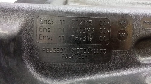 SERBATOIO BENZINA PEUGEOT GEOPOLIS 300 2011-2013 - Foto 3 di 4