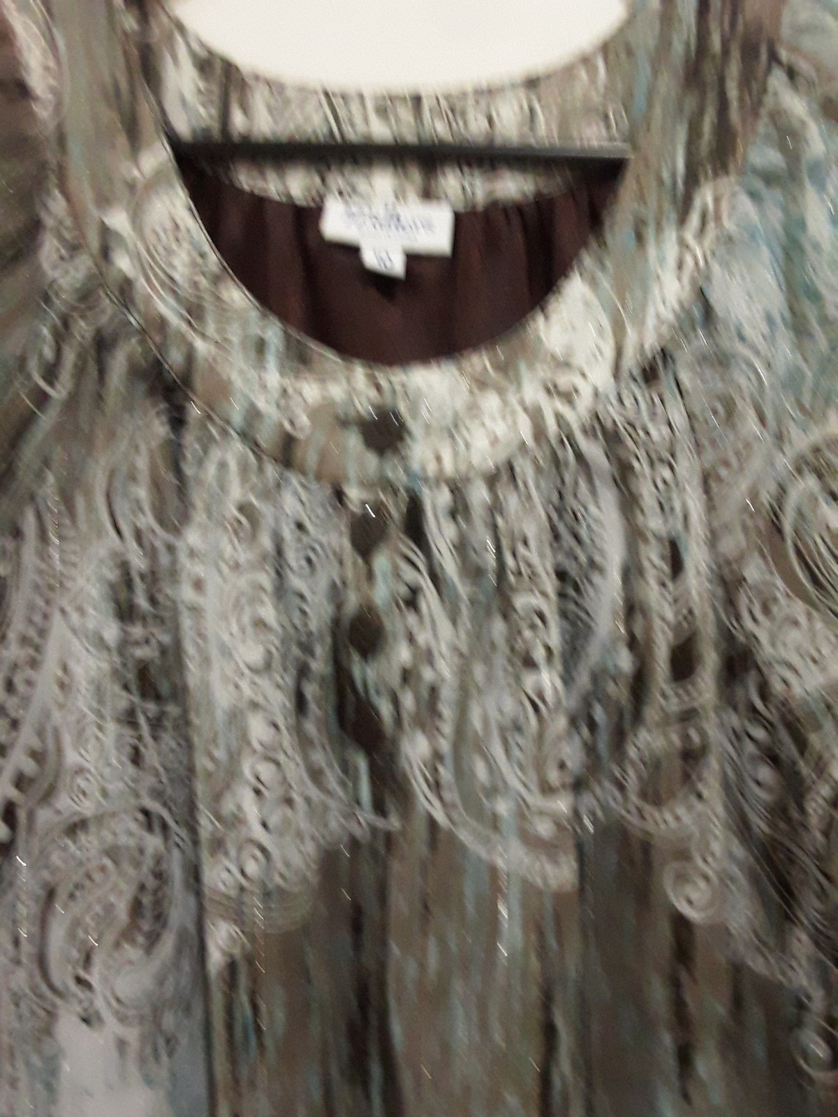 Millers Top Womens Size 10 Sheer 3/4 wide  Sleeve  Lined Pleat Neckline Shimmer image 9