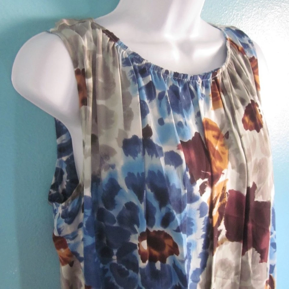 Vestido floral Walter para mujer de seda línea A cuello drapeado midi sin mangas hasta la rodilla Foto 3 de 4