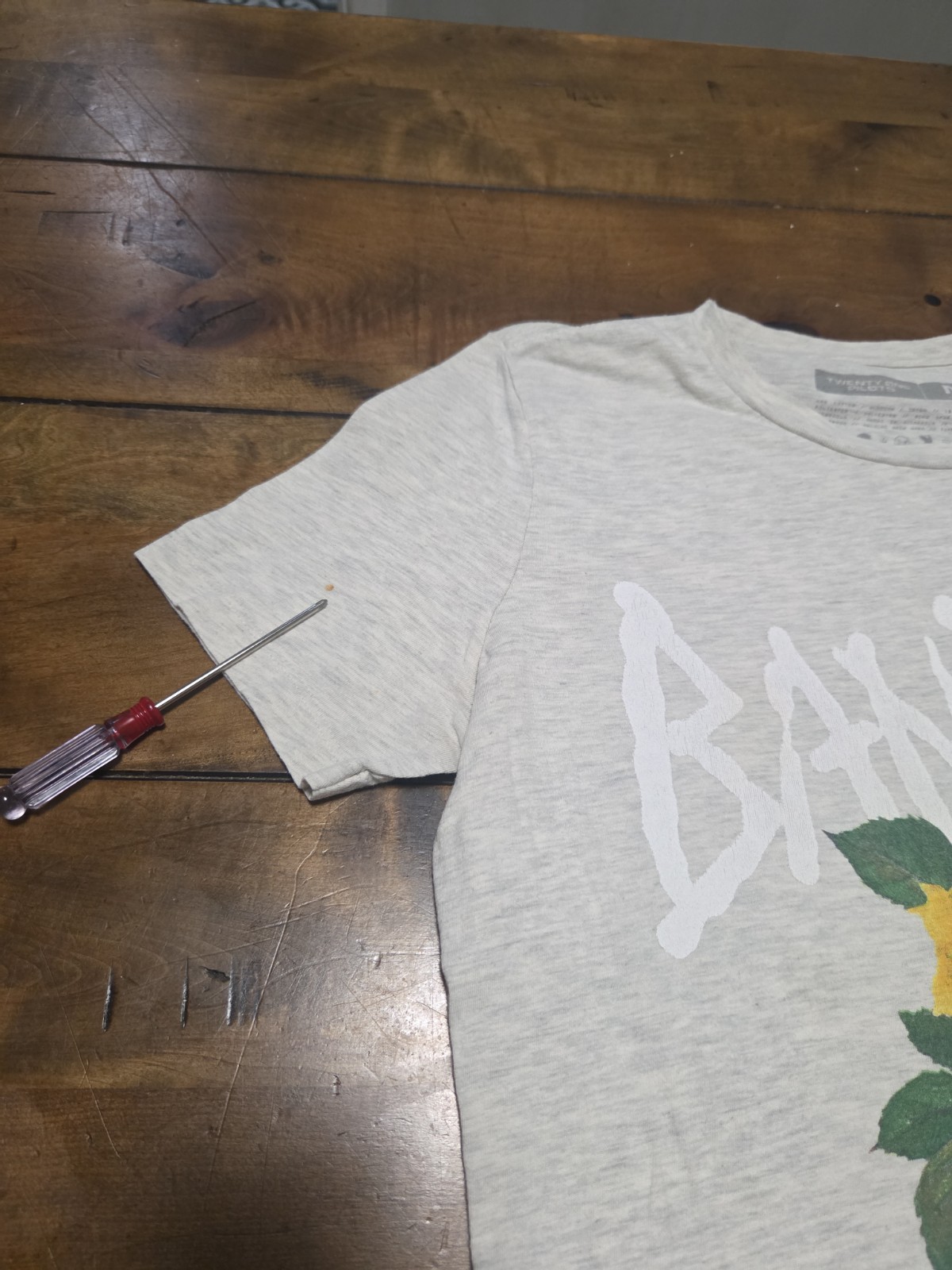 Twenty One Pilots Bandito Tour Shirt Medium M Gray Yellow Rose 21 Concert Merch image 6