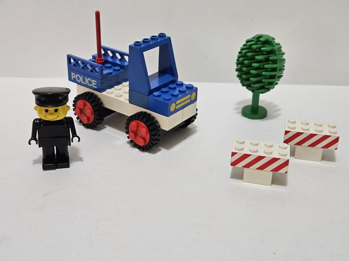 VINTAGE 1986 LEGO BASIC Police Car 391-2 COMPLETE! 18 pieces | eBay