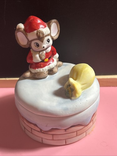 Homco Vintage Christmas Trinket Box Santa Mouse & Presents Bag on Chimney 8901