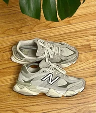 Mens 9 D Women’s 10 1/2 New Balance 9060 Olivine Green White U9060EEC