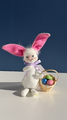 Annalee Ostern Frühling Hase Figur mit Korb - 5 cm