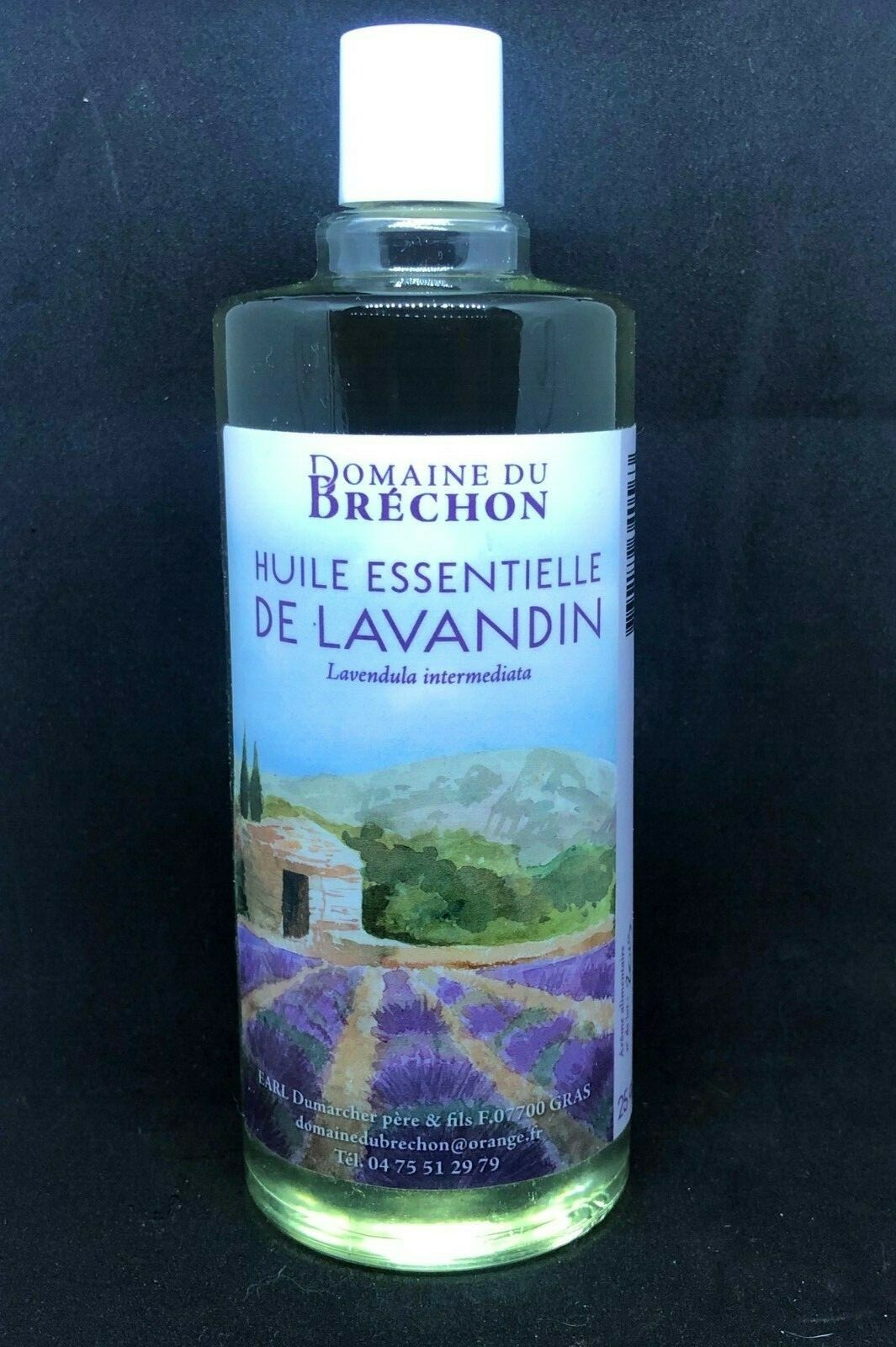 Huile essentielle de lavandin pour parfumer le linge de maison au quotidien
