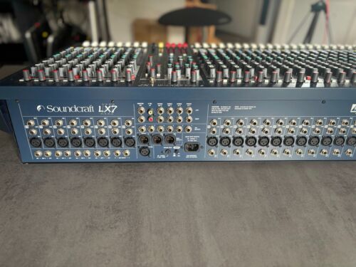 Soundcraft LX 7 II 32-Channel 7-Bus Live Mixer (neuwertig) - Bild 2 von 11