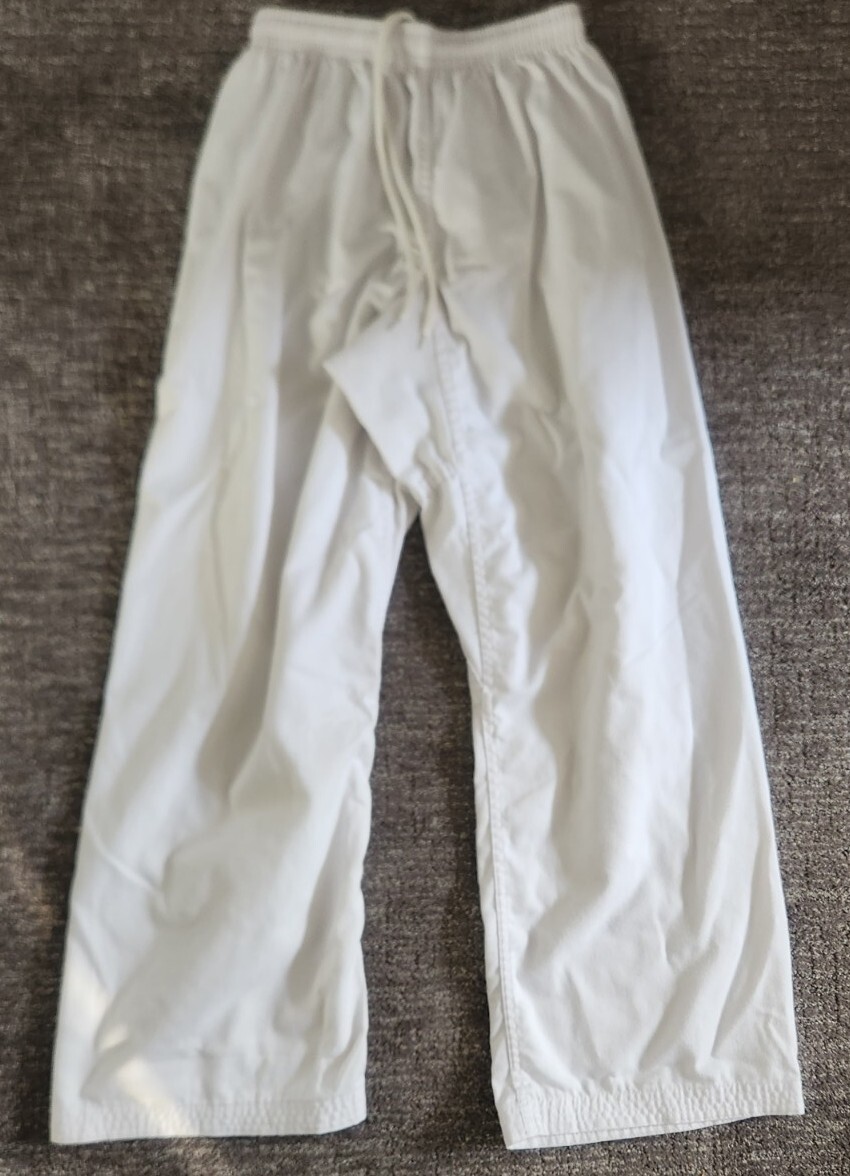 Karate Martial Arts Gi Size 4 White eBay