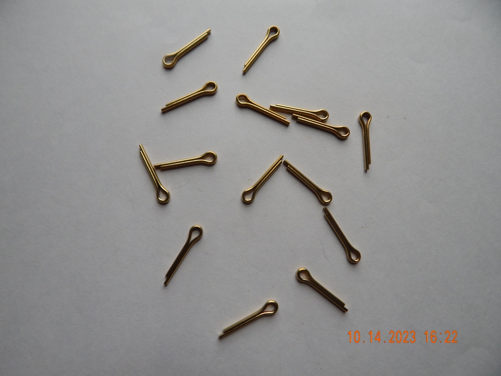BRASS COTTER PINS. 1/8 x 3/4" , 15 PCS. NEW