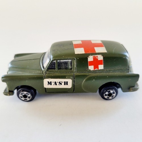 Zylmex Zee Toys T439 Olive Drab '54 Chevy Panel 1/64 Diecast Ambulance MASH 4077 - Picture 10 of 19