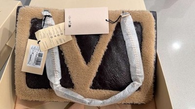 VALENTINO GARAVANI Viva Superstar Shearling White/Black Shoulder Bag New