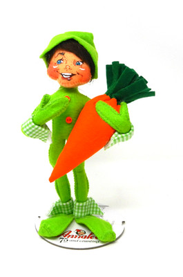 Annalee 9'' Spring Elf with Carrot