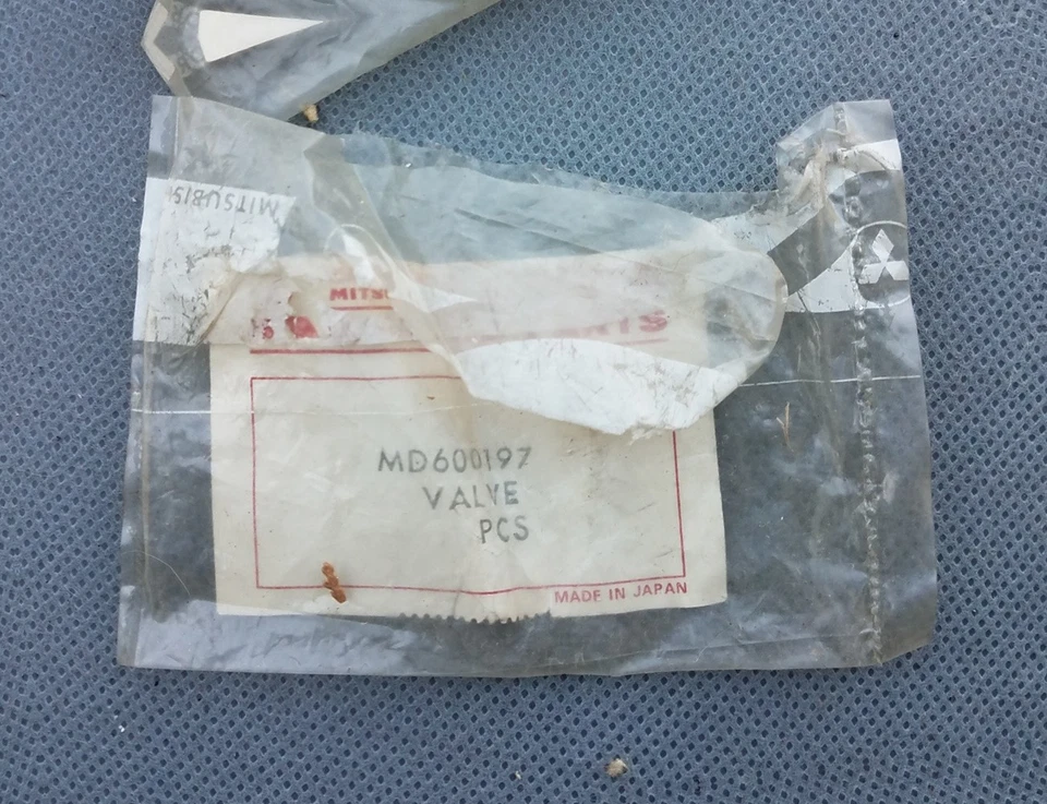 Válvula de aguja de carburador de flecha Caterpillar CTMD600197 Plymouth MD600197 Foto 2 de 2