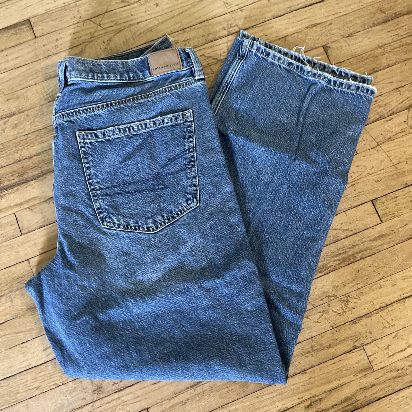 American Eagle Jeans Women’s 14 Blue Super High Rise Baggy Straight Stretch