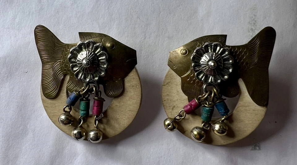 Pendientes de pez de latón aro de madera colgantes estrellas de mar grabado metal náutico vintage 16p Foto 4 de 4