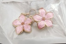 Floral pink enamel earring