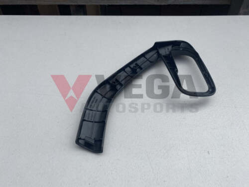 Front Door Grip, LHS to suit Nissan Skyline R34 GTR / GT-T / GT-V / GT - Picture 2 of 2