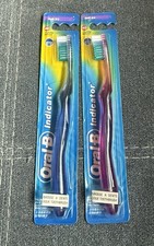 Vintage 2002 Oral-B Indicator Toothbrushes   Soft Bristles   New Sealed 2 Pack 