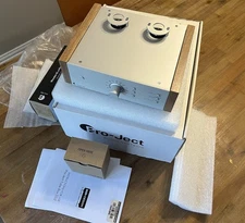 Pro-Ject Tube Box DS2 Vacuum Tube In Silver MM And MC Phono Preamp Walnut Panels