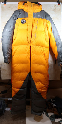 RAB Unisex Expedition 8000 Anzug Daunen isoliert (Multi, Small) neu mit Etikett UVP 1300£