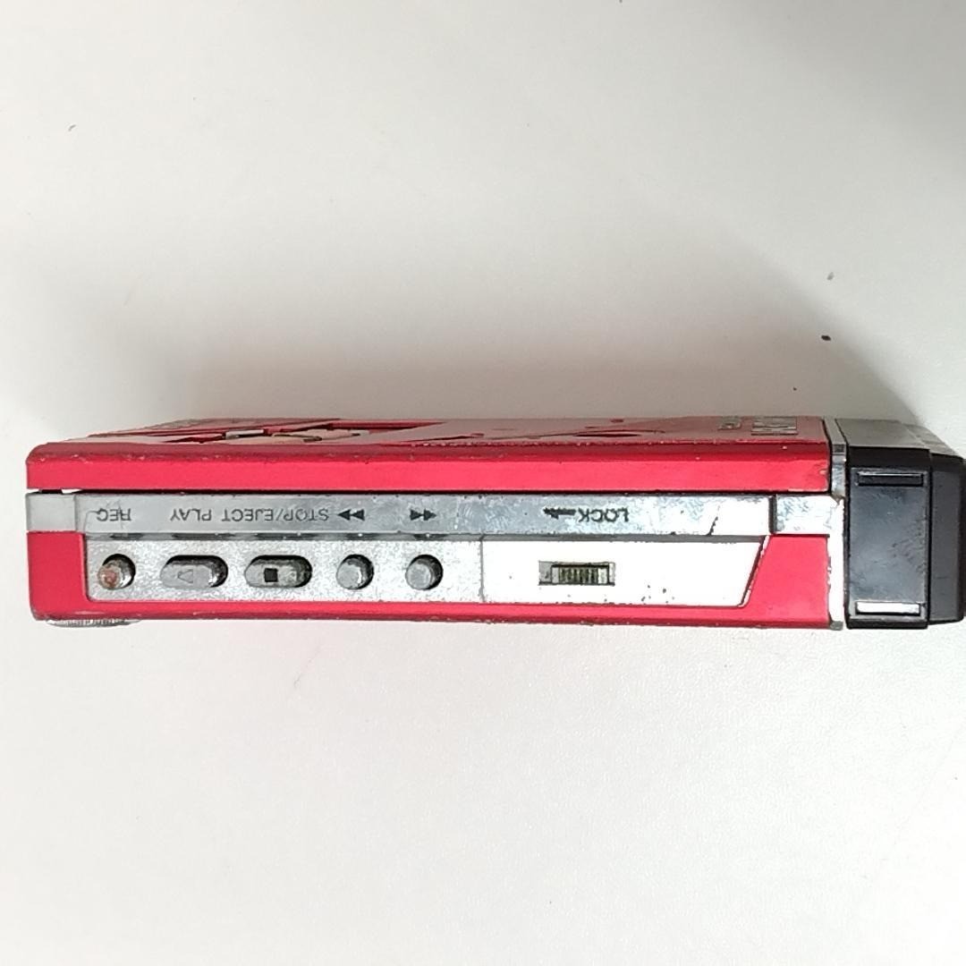 SONY WM-F202 カセットプレーヤー　レッド SONY WM-F202 Red R Walkman Portable Cassette Player Recorder