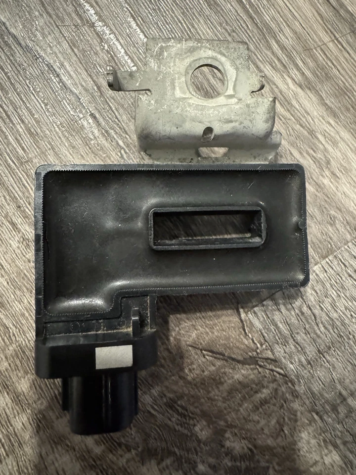 Genuine OEM Battery Current Sensor For 2015-2019 Infiniti Q70L Q70 3.7L 5.6L - Imagem 2 de 4