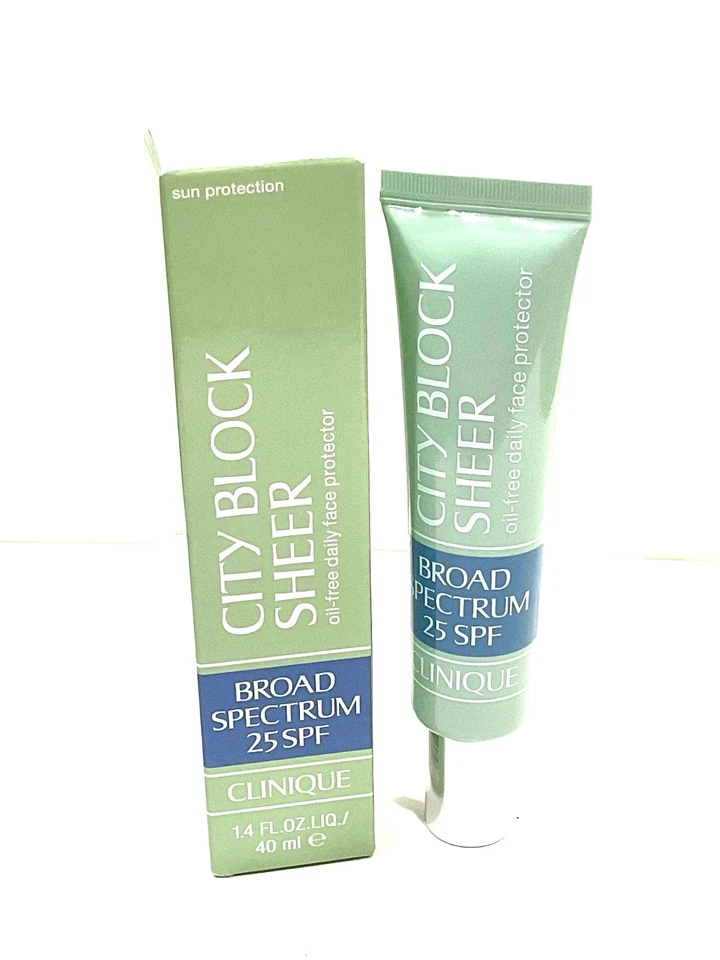 Clinique City Block Sheer SPF 25 безмасляный солнцезащитный крем для лица 1,4 унции / 40 мл ежедневно - Изображение 4 из 4