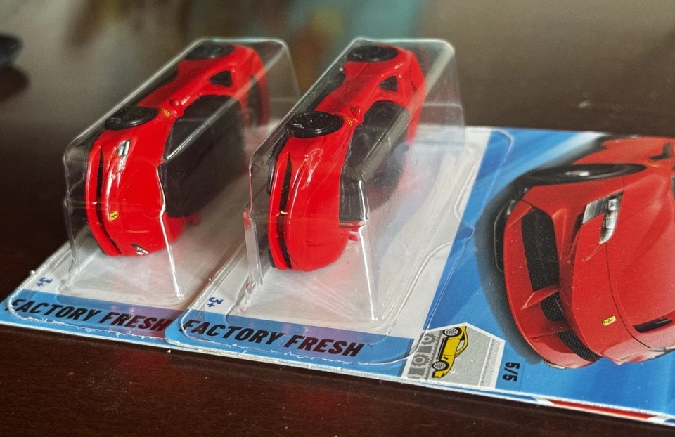 Hot Wheels 2025 Ferrari SF90 Stradale Ferrari NO HEADLIGHTS OR HOOD LOGO *ERROR - Image 2 of 3