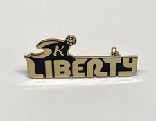 Ski Liberty Mountain PA Lapel Hat Pin Gold Tone Metal Pinback Snowflake