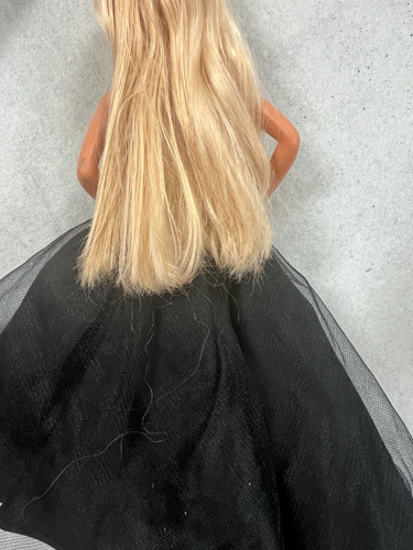 Barbie e Ken girovita e ginocchia pieghevoli - - Foto 7 di 18